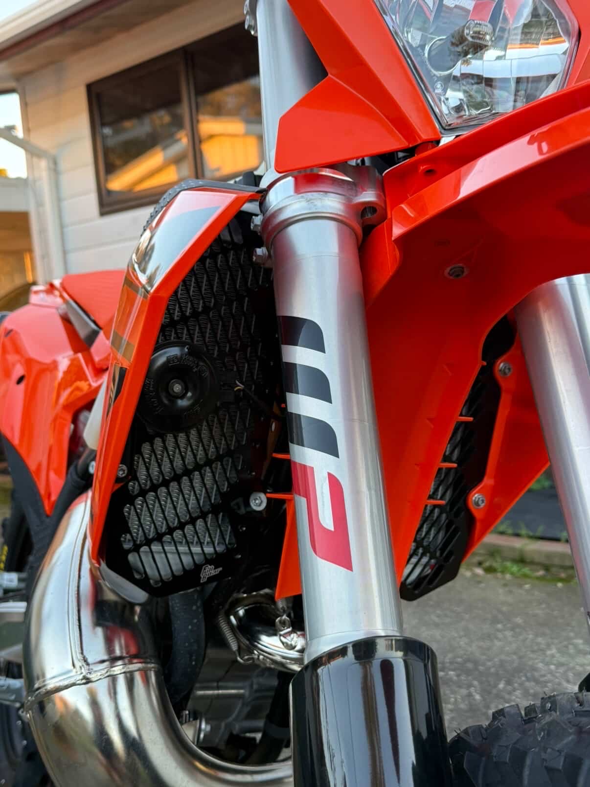 Full Boar Radiator Guard
