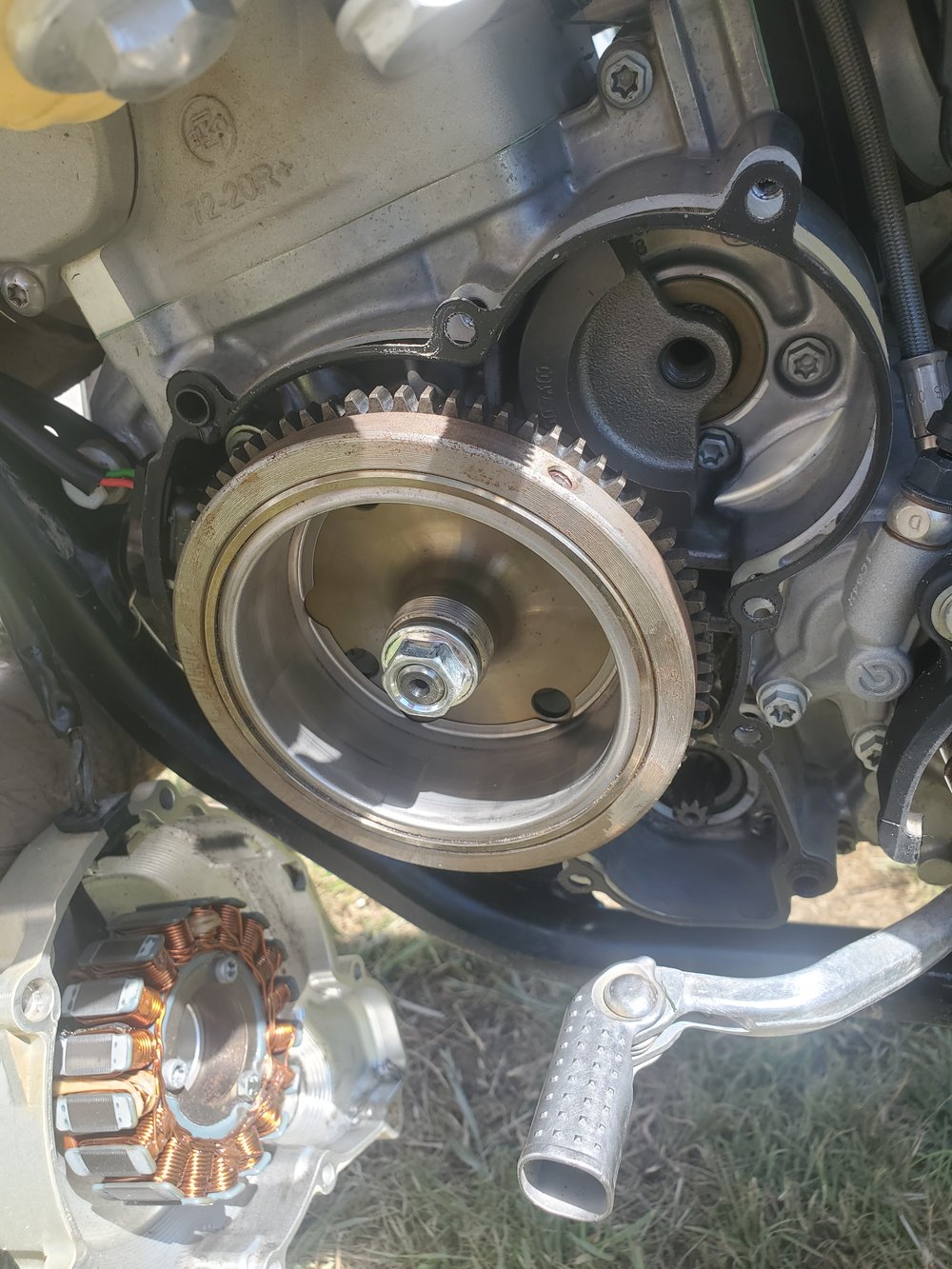 Flywheel weight